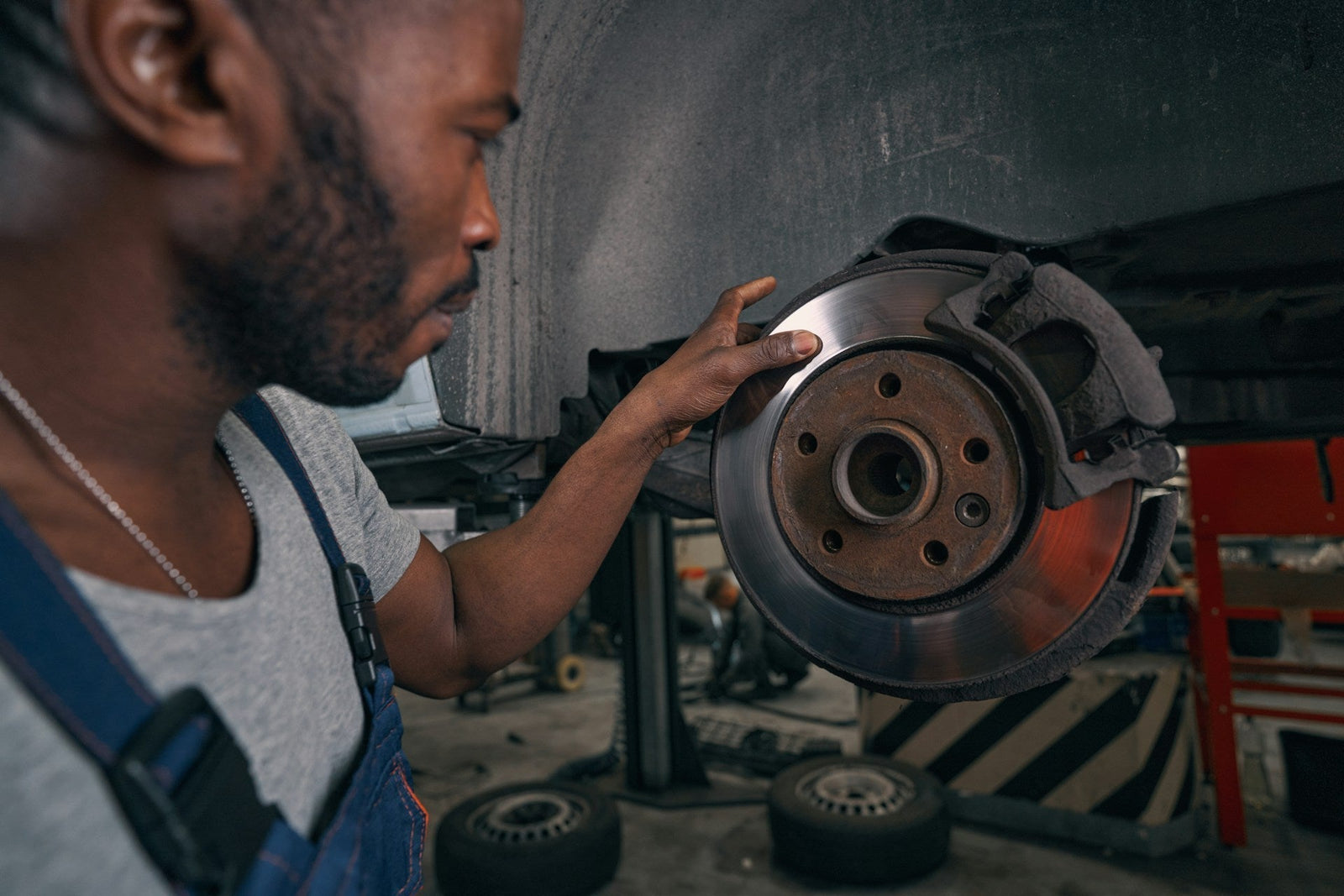 Solving Brake Dust Build-up On Holden Wheels - HOLDCOM AUTO PARTS